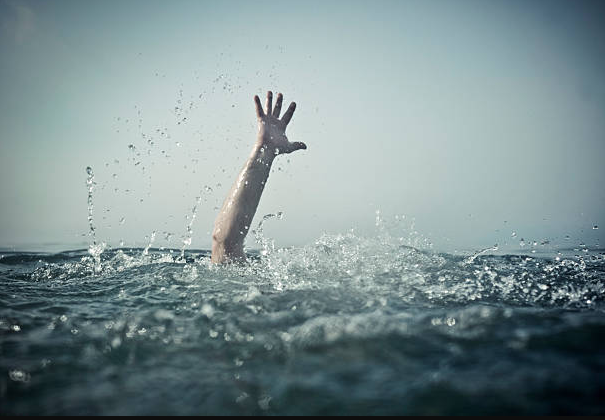 Telangana: 15-Year-Old Hostel Student Drowns; Teacher Flees Scene