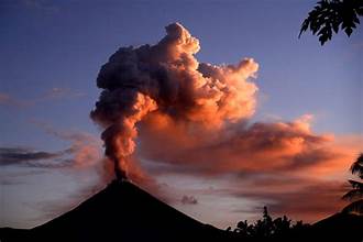 Indonesia's Mount Lewotobi Laki Laki unleashes towering columns of hot clouds