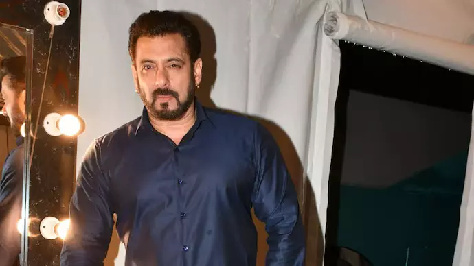 Lyricist behind threat to Salman Khan arrested