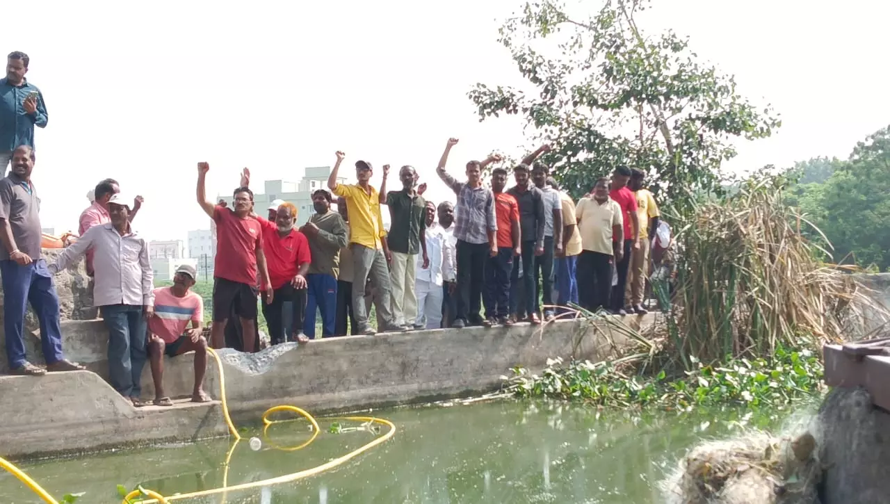 Telangana: Bhadrakali Lake Restoration Begins; Fishermen Protest