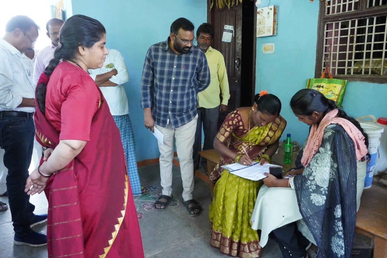 Enumerators facing uphill task during caste survey