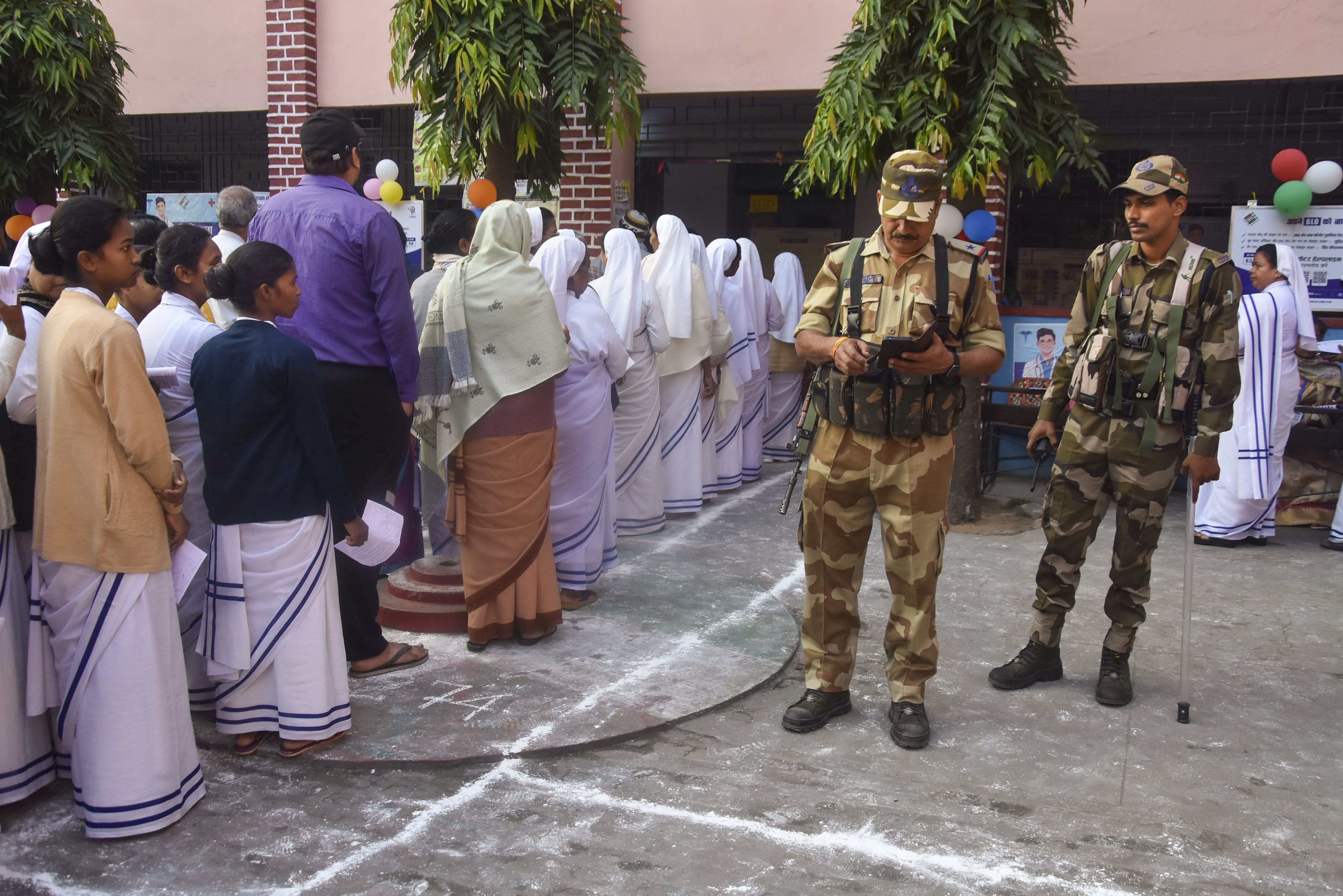 Jharkhand: Over 29 pc voter turnout recorded till 11 AM