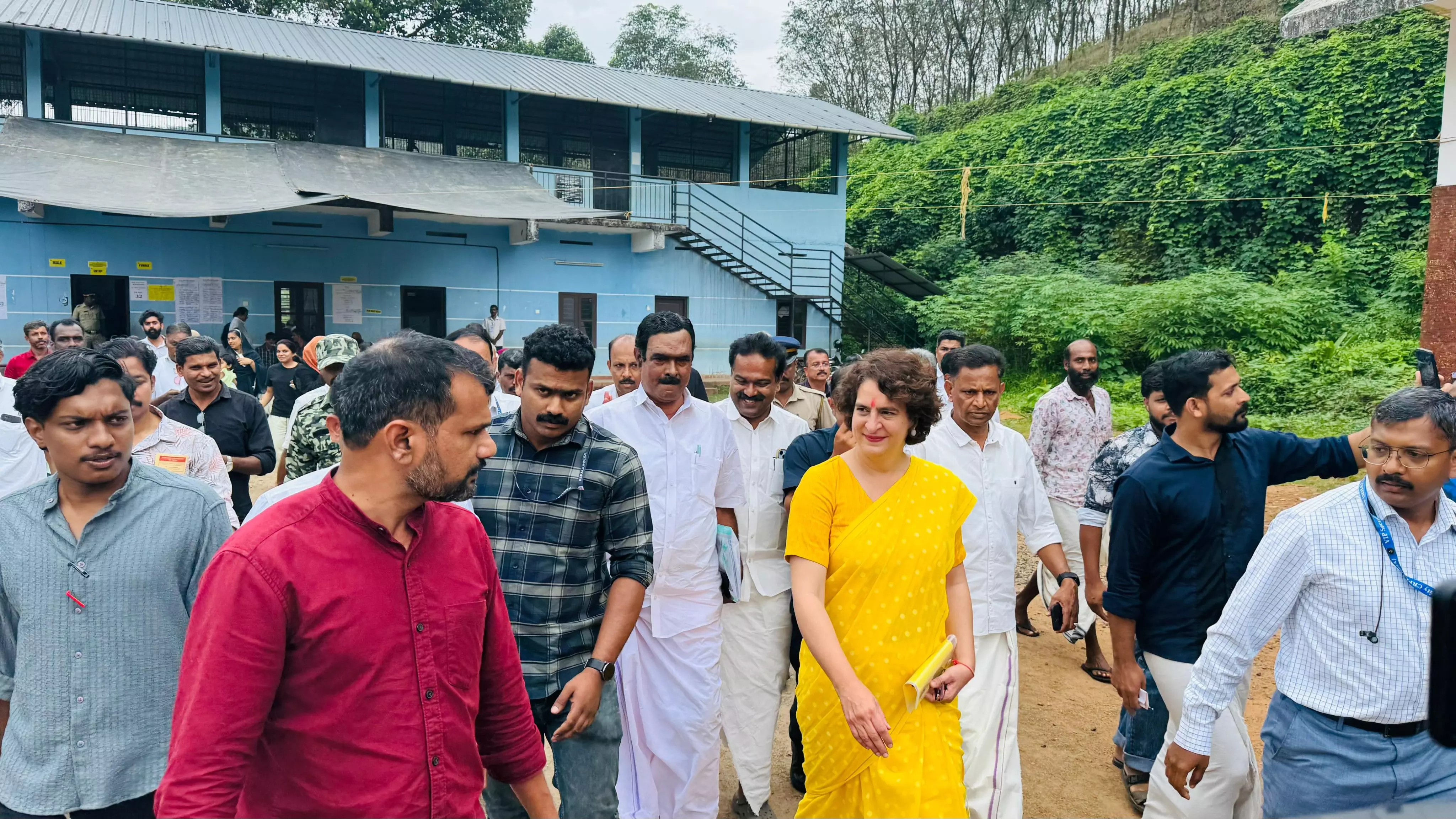 Low turnout in Priyanka Gandhis debut contest in Wayanad,  Chelakkara records respectable percentage