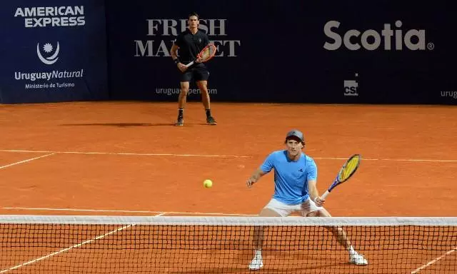 Diego Forláns debut in professional tennis begins with doubles loss at Uruguay Open