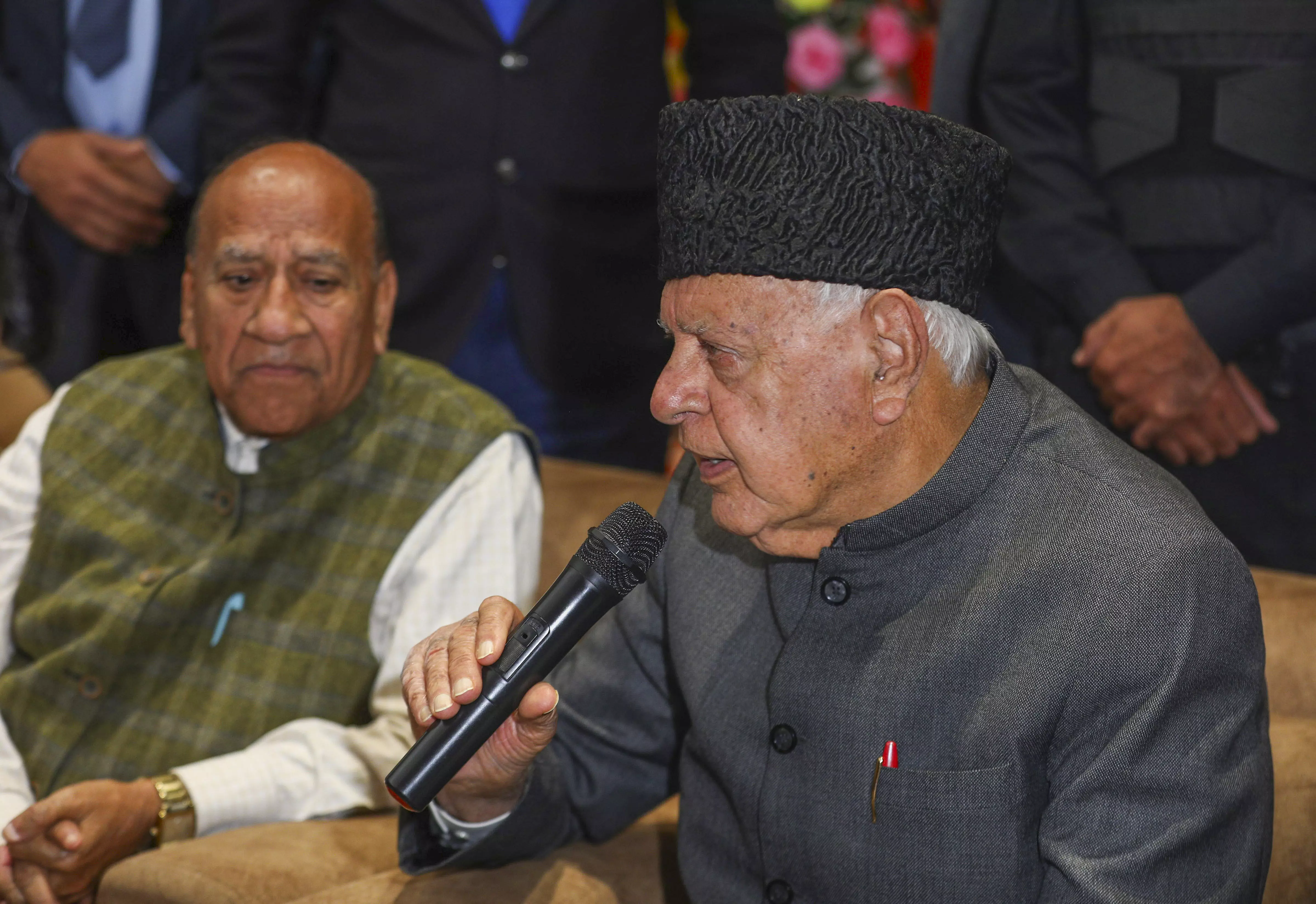 BJP using Article 370 to weaken Congress, win Maharashtra, Jharkhand polls: Farooq Abdullah