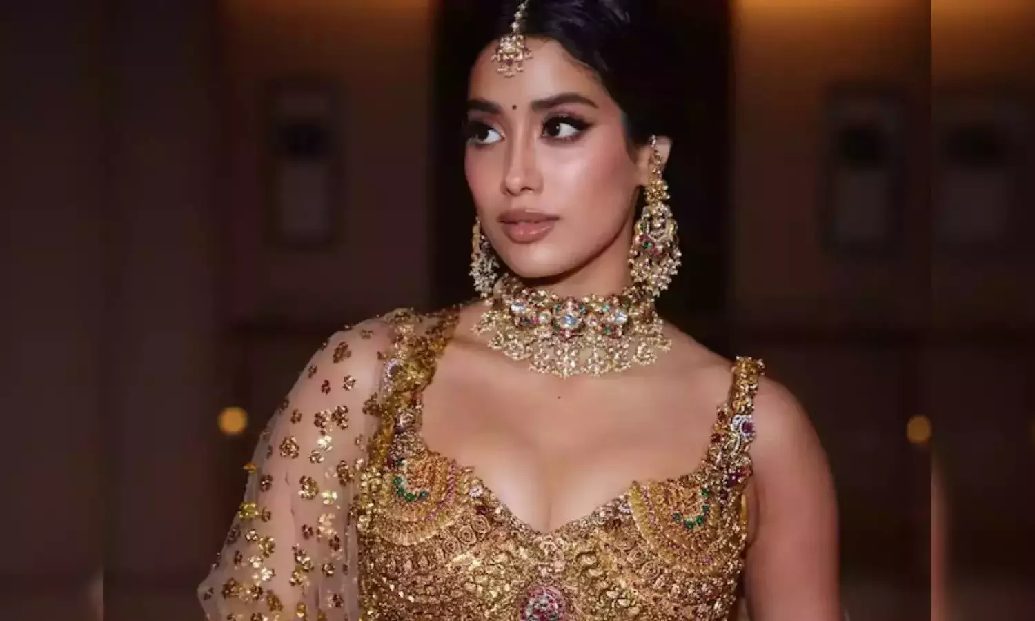 Exclusive: Janhvi Kapoor wraps photoshoot for her next big film with Ram Charan?