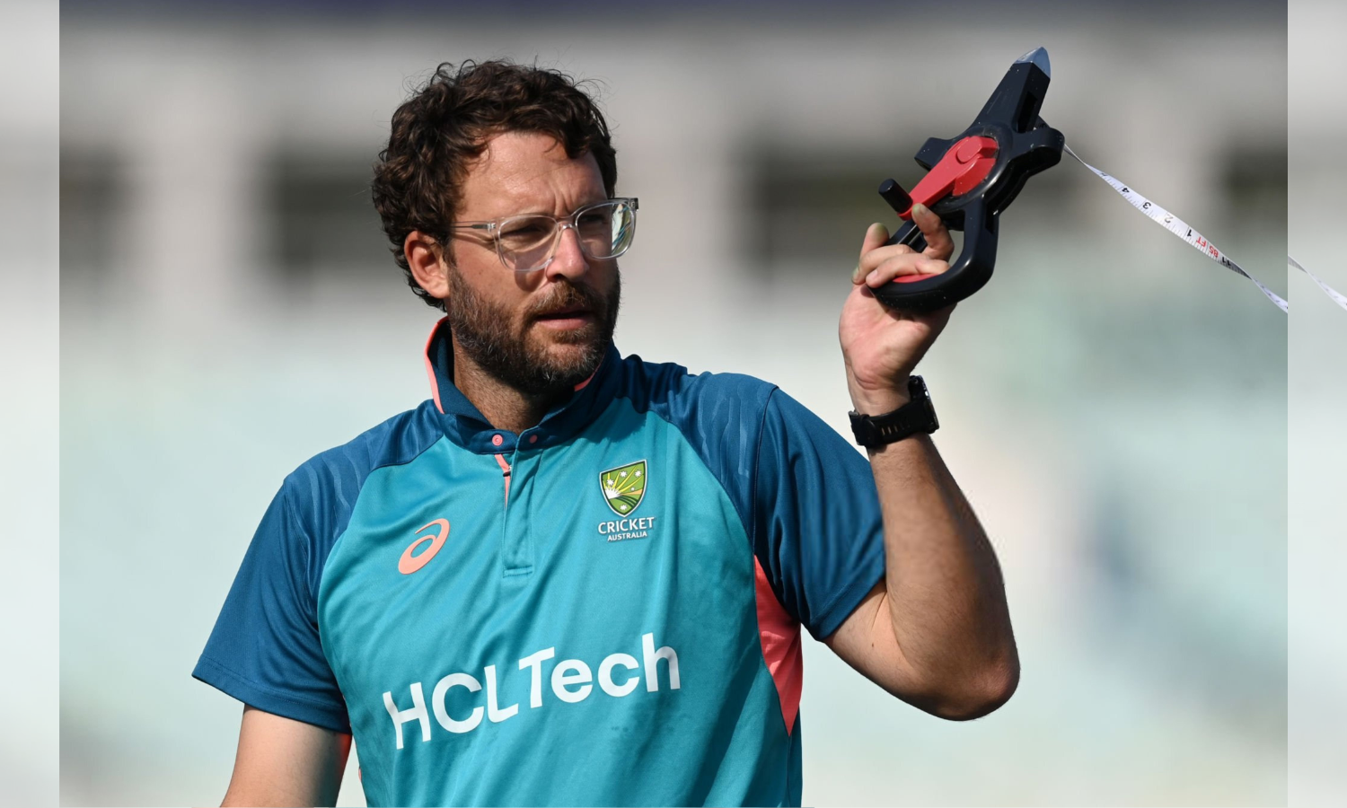 Australia coach Vettori to leave Perth Test midway for IPL auction