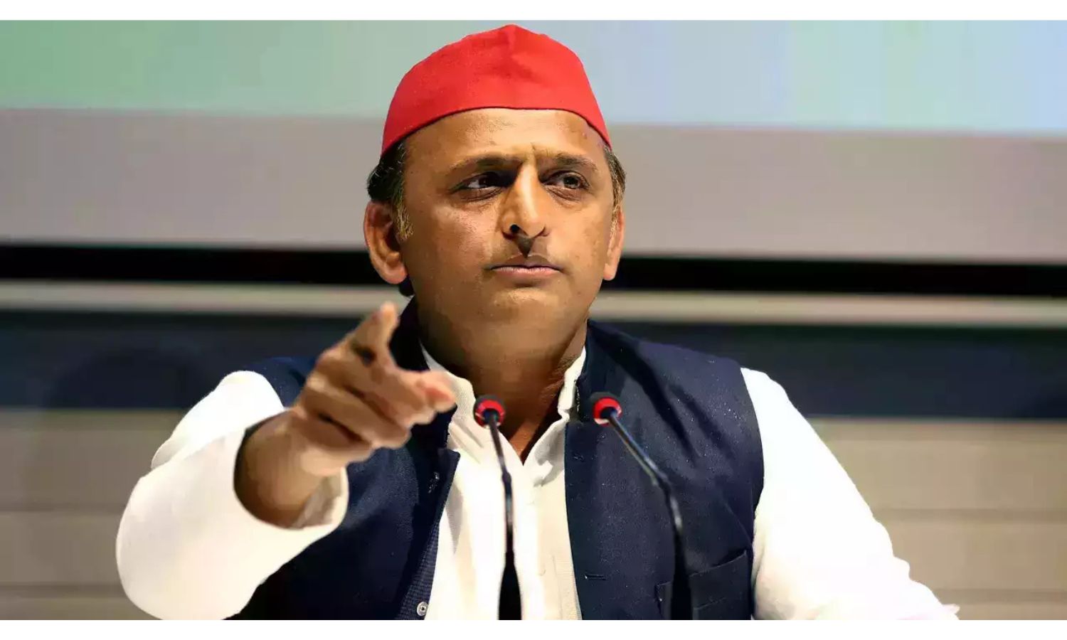 BJP, allies distancing from Adityanath's slogan: Akhilesh