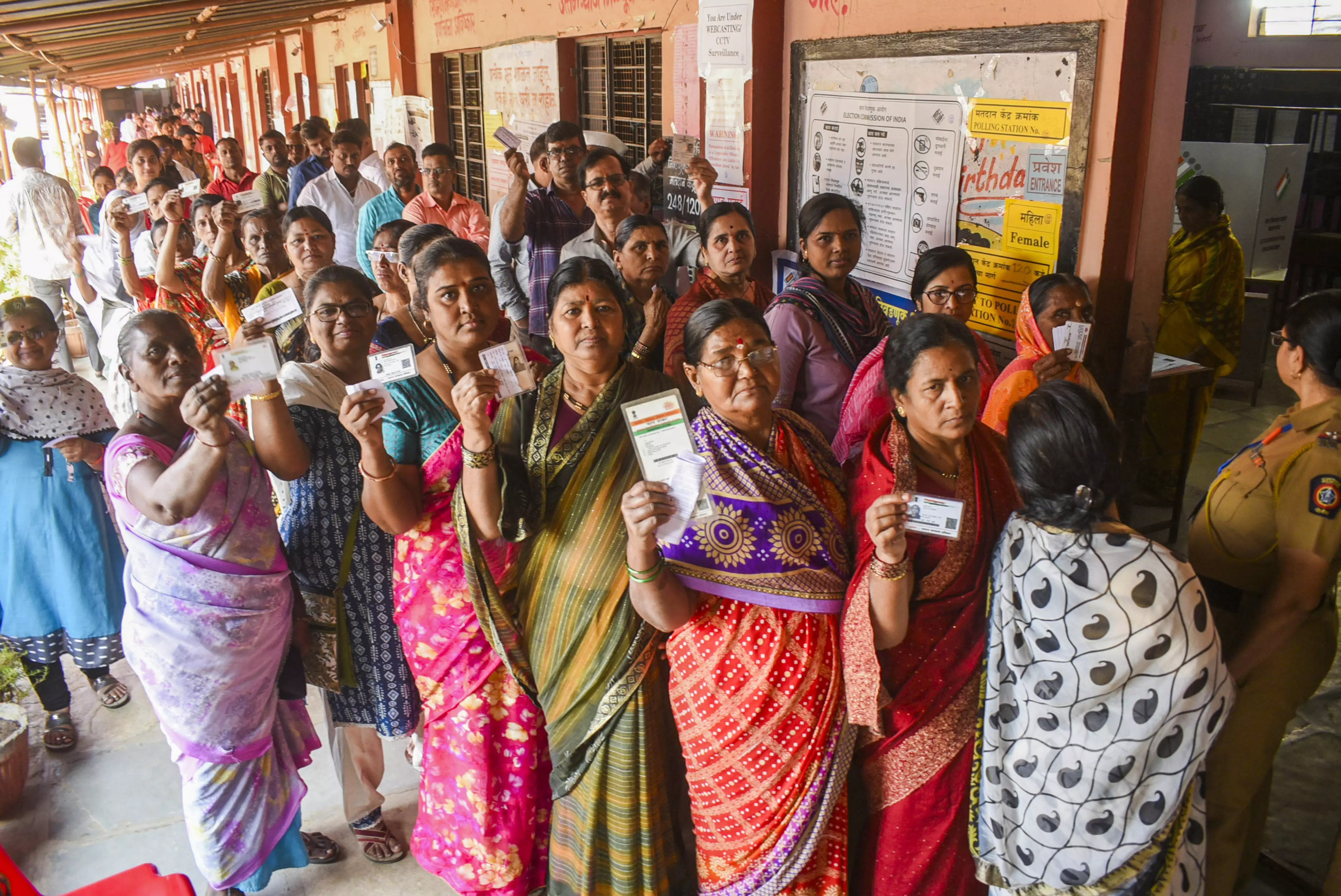 Sluggish turnout in Maharashtra at 32.18%, Jharkhand records 47.92% turnout at 1 pm