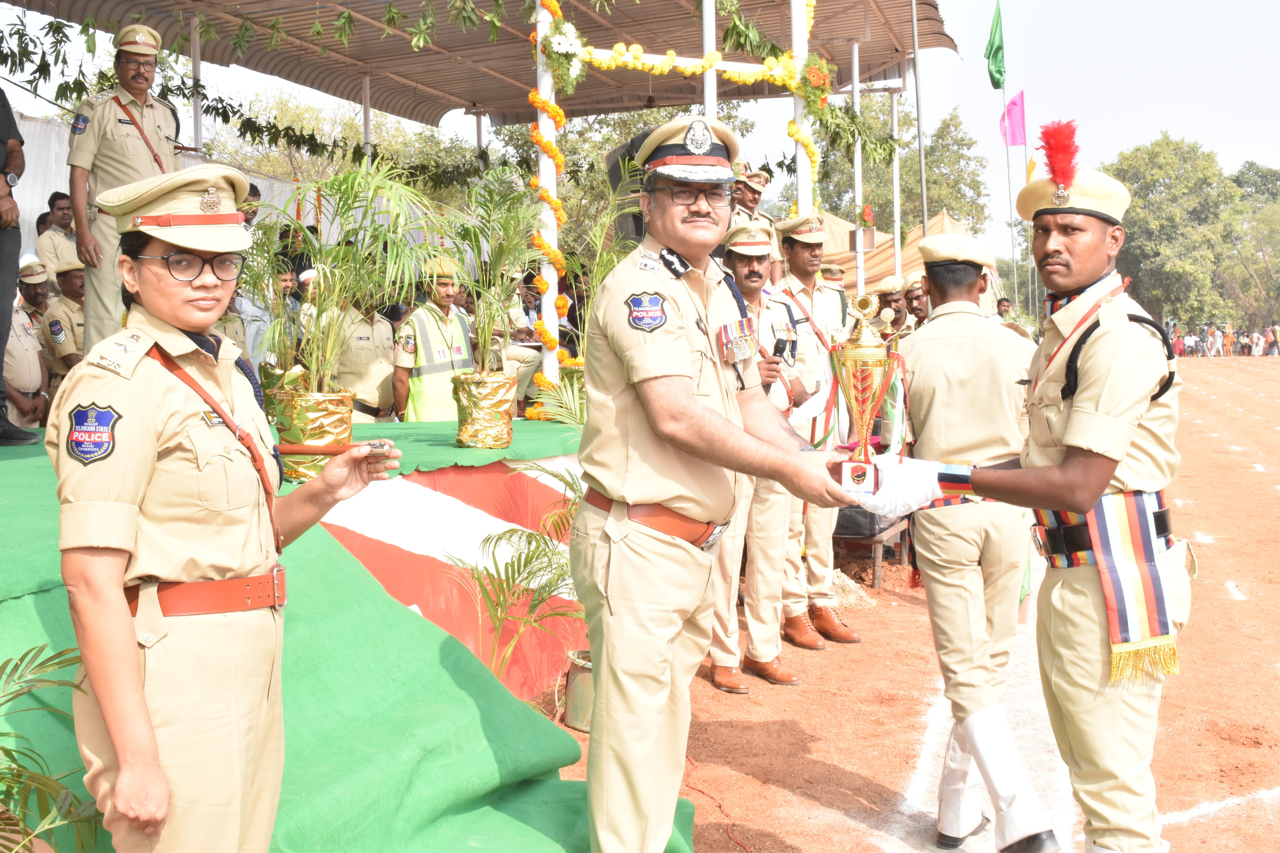 Cops should be role models for society: Addl DG