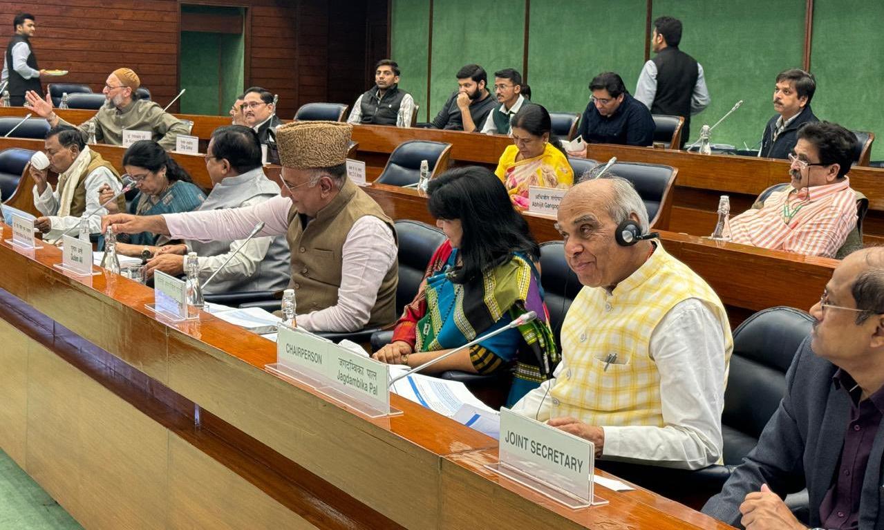 Opposition Demands Extension of JPC on Waqf Bill