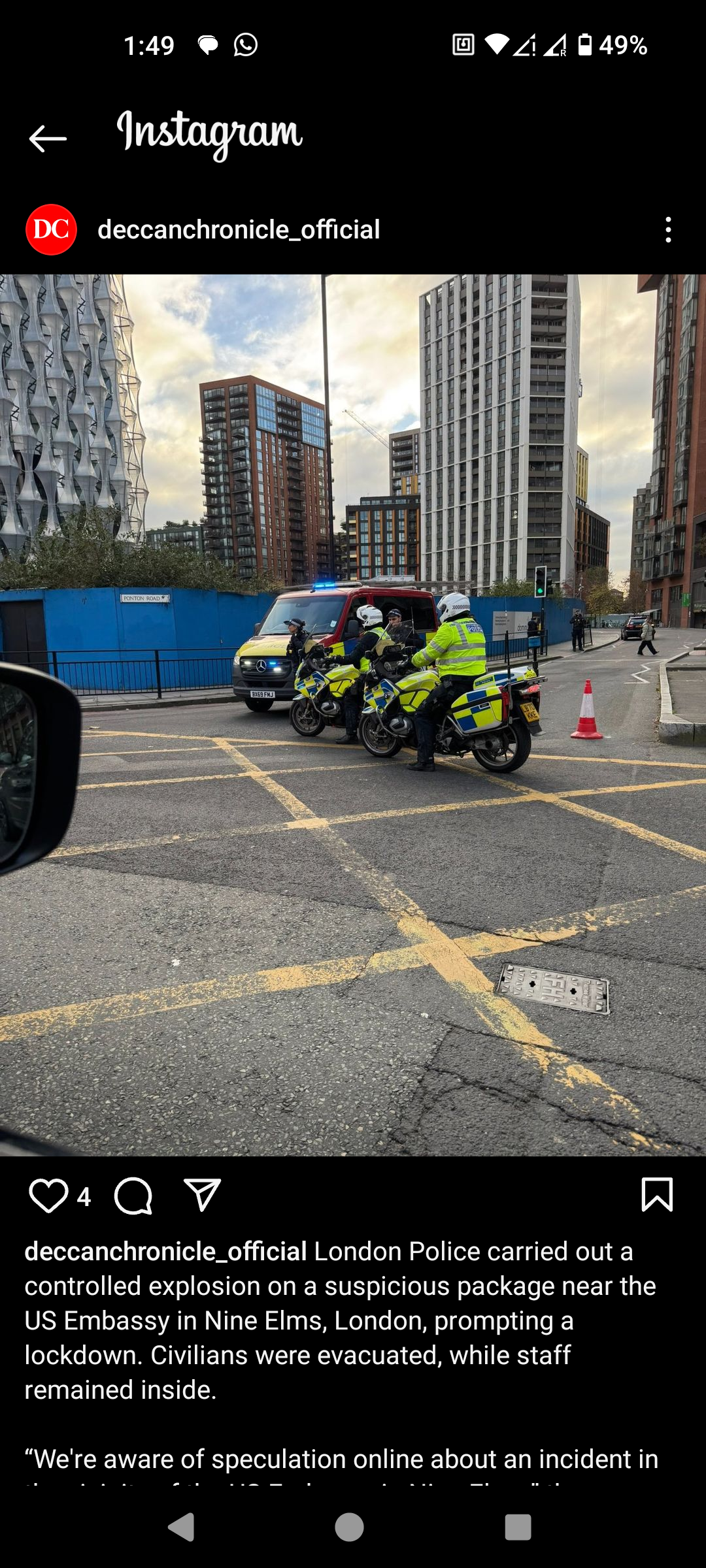 Bomb disposal squad tackles 'security incident' at UK's Gatwick Airport