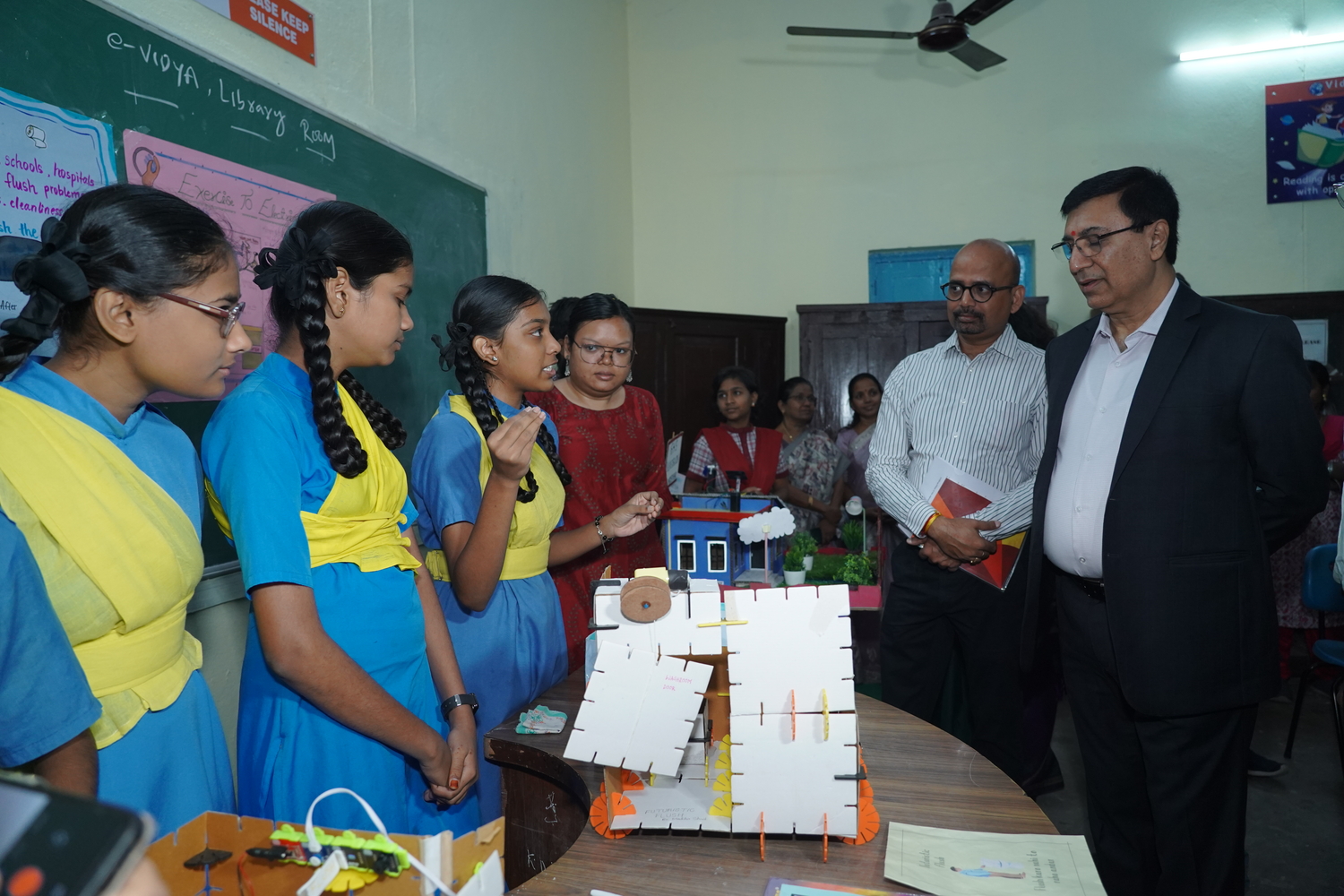 Vi Leadership Team visits beneficiary school in Hyderabad to underline the commitments made by Vi Foundation