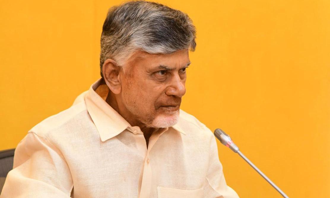 Naidu Wants CMO Officials to Restore Cordiality with Singapore