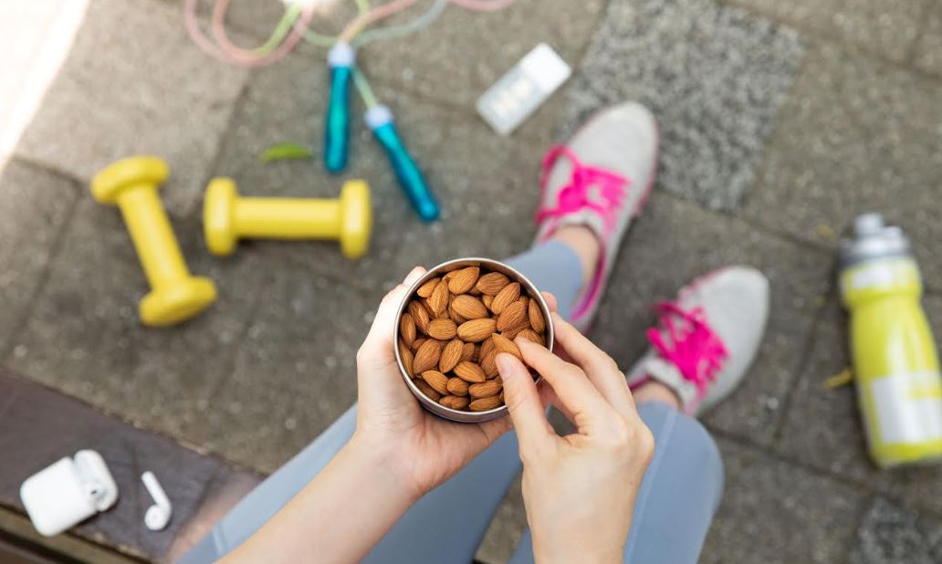 Eating Almonds Regularly May Improve Recovery After Exercise: Research