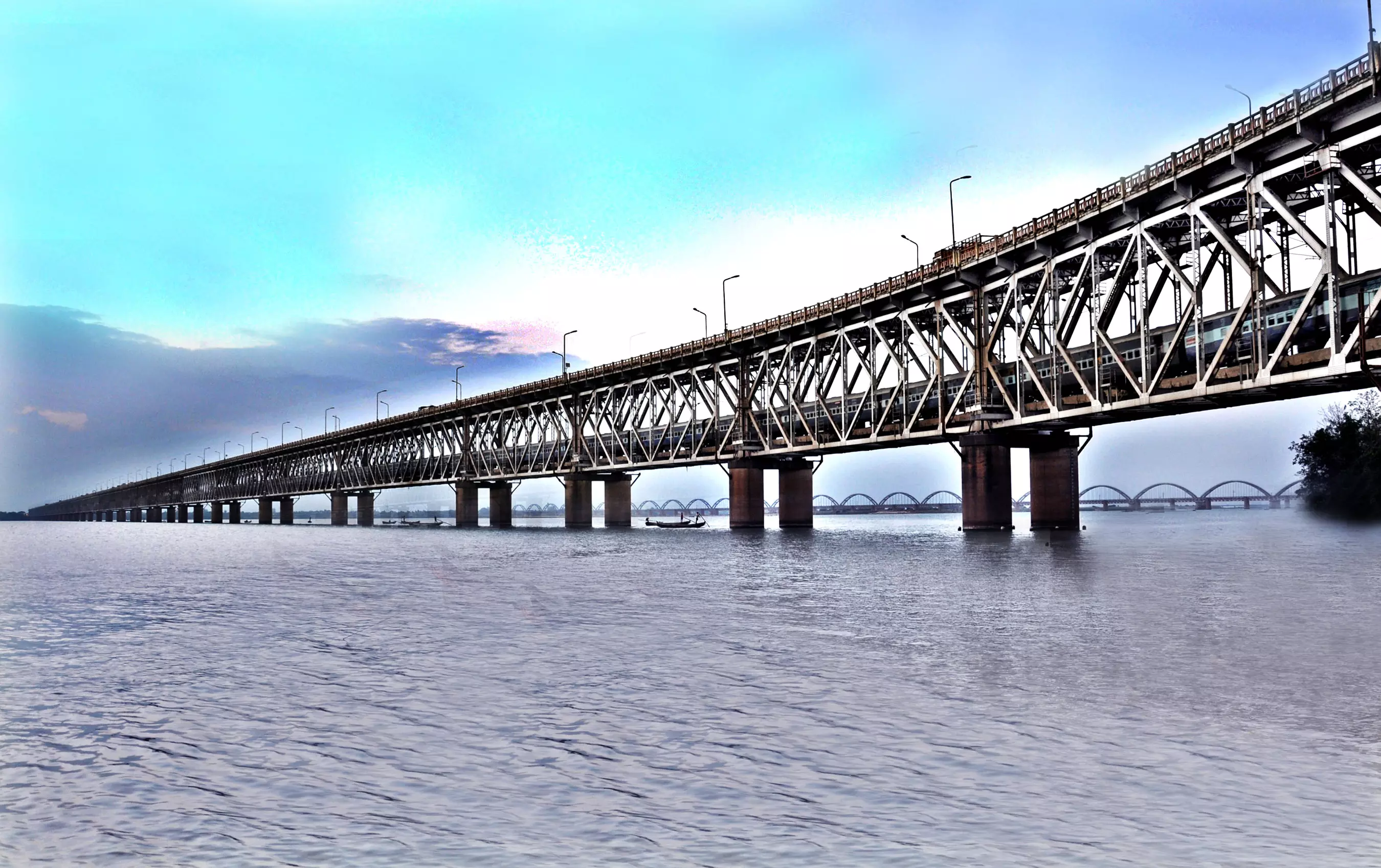 Rail-cum-Road Bridge on Godavari River Completes 50 Years