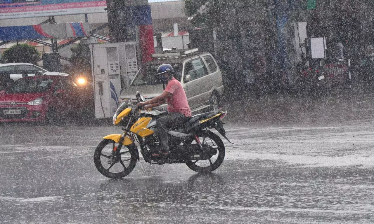 Depression in Bay Today; IMD Issues Yellow Warning for AP