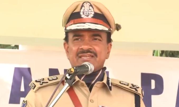 City Police Commissioner C.V. Anand Takes Action on Traffic Jams