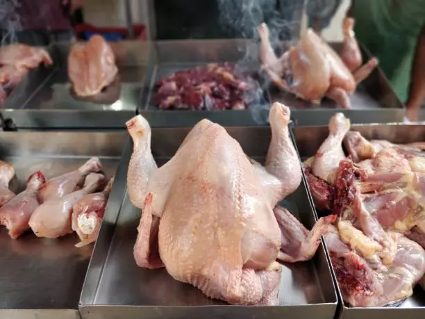 Motinagar Chicken Shops Reopen Hours After GHMC Seals for Poor Hygiene