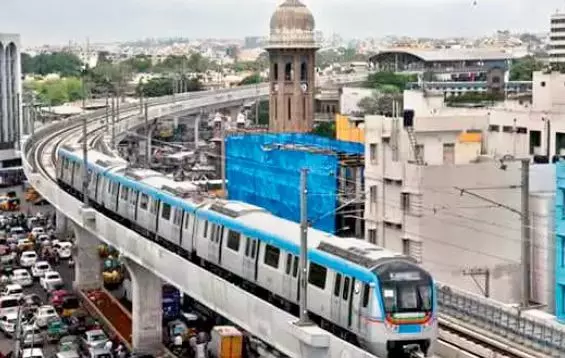 Cable Theft Disrupts Delhi Metros Blue Line Services