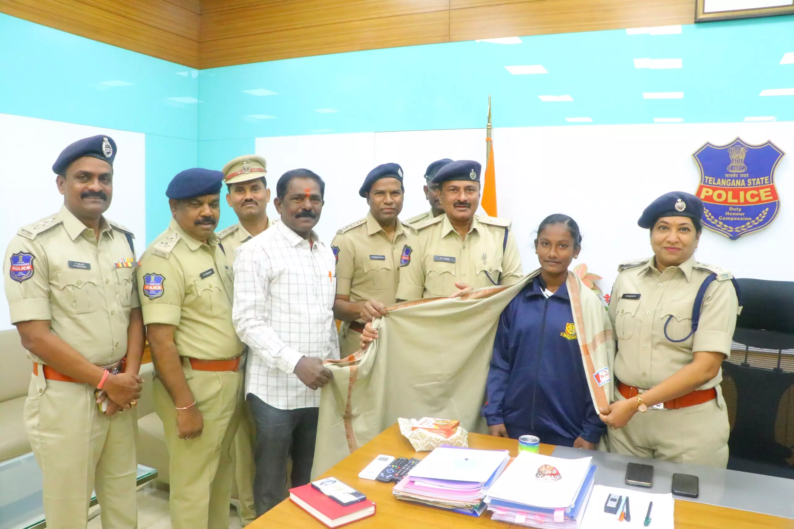 Police constables daughter gets top cop’s pat for volleyball selection