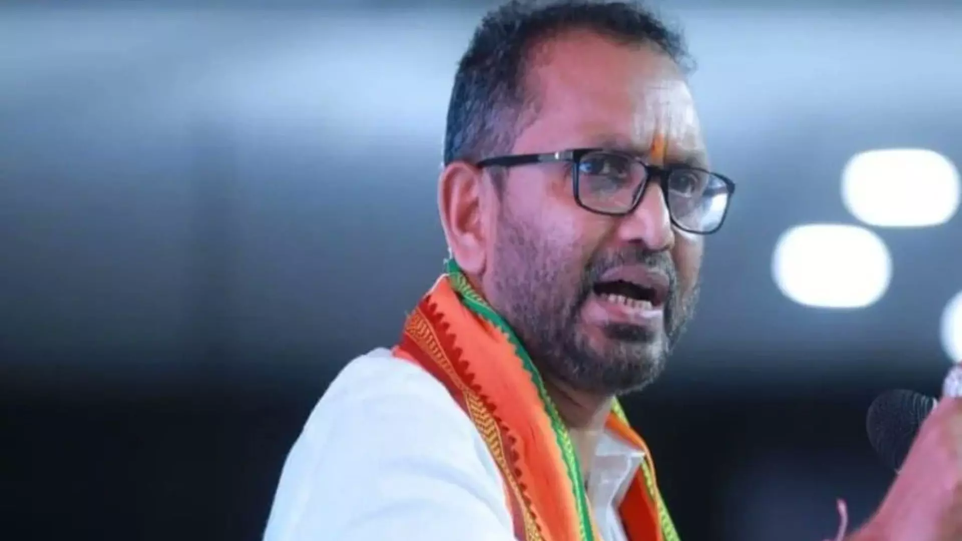 BJP Kerala chief threatens journalists