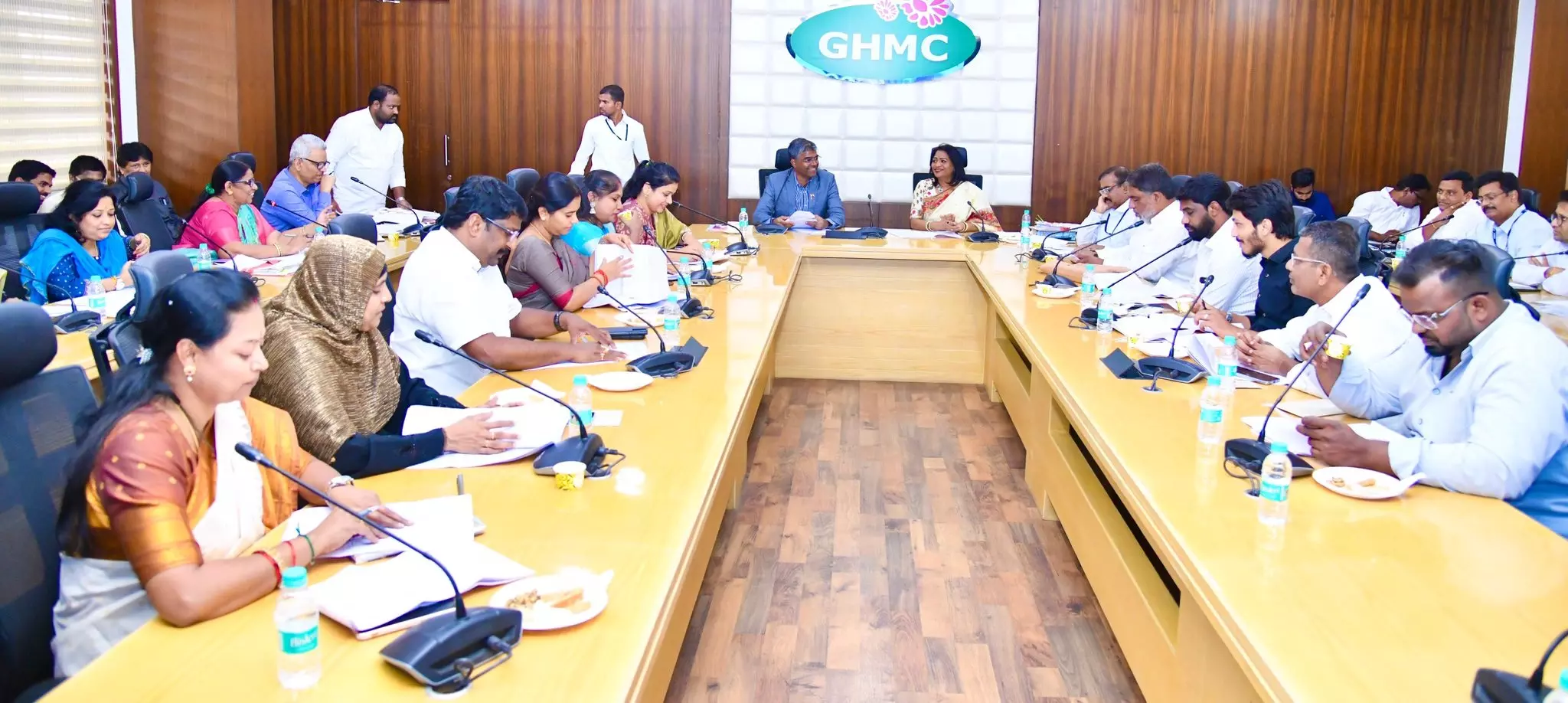 Hyderabad: GHMC to cancel building permits for dumping debris on road