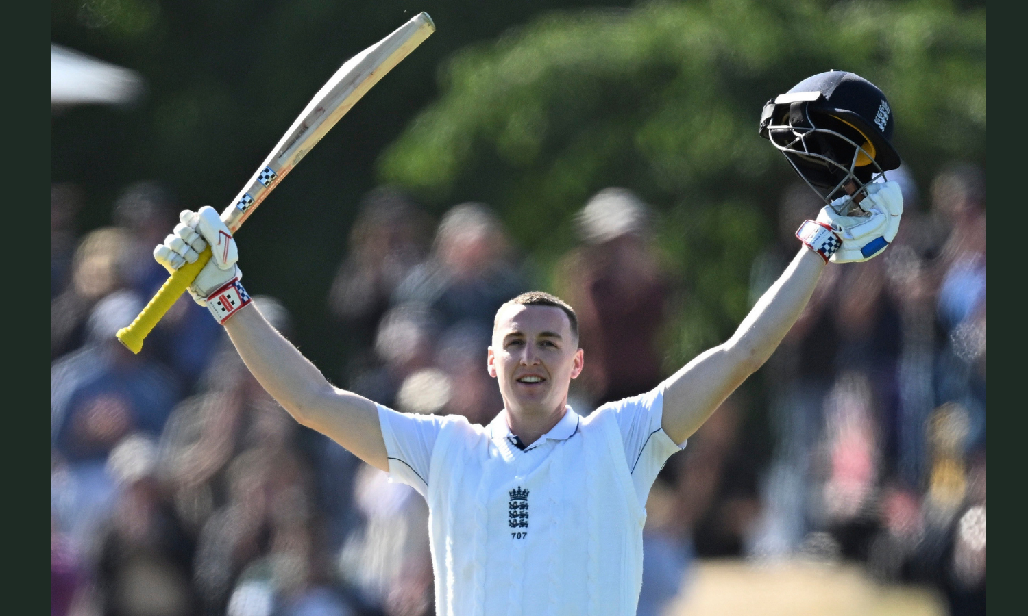 Brilliant Brook's 132 puts England on top against sloppy New Zealand