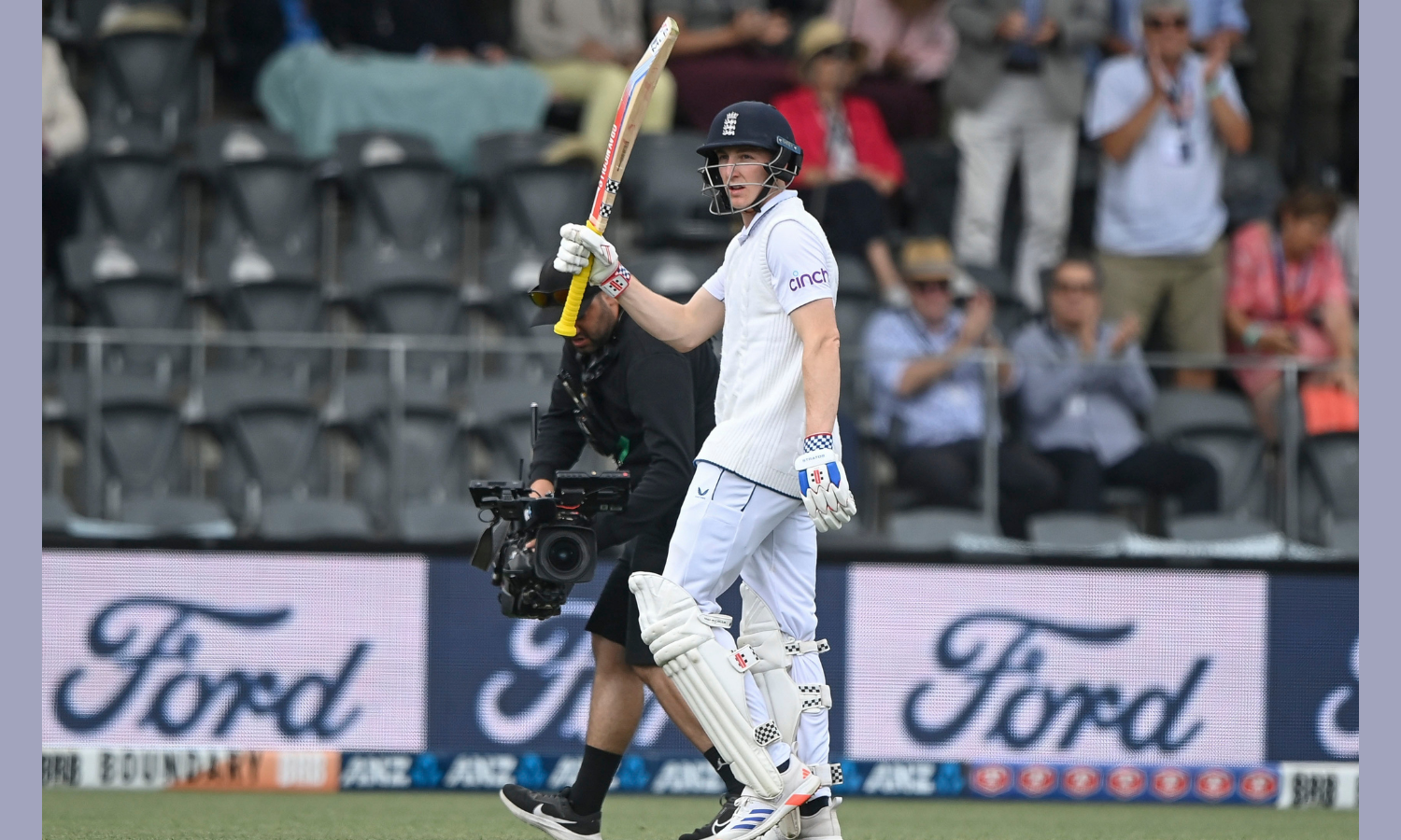 Brooks out for 171 as England leads New Zealand in first Test