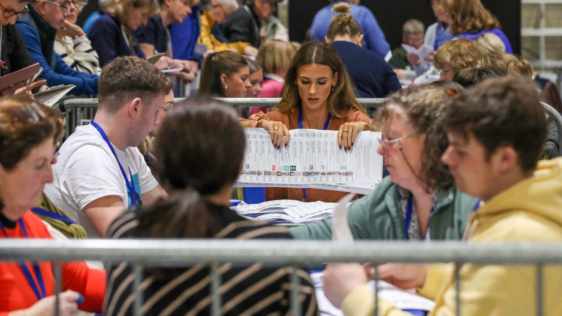 Counting Begins in Tight Irish Election Race