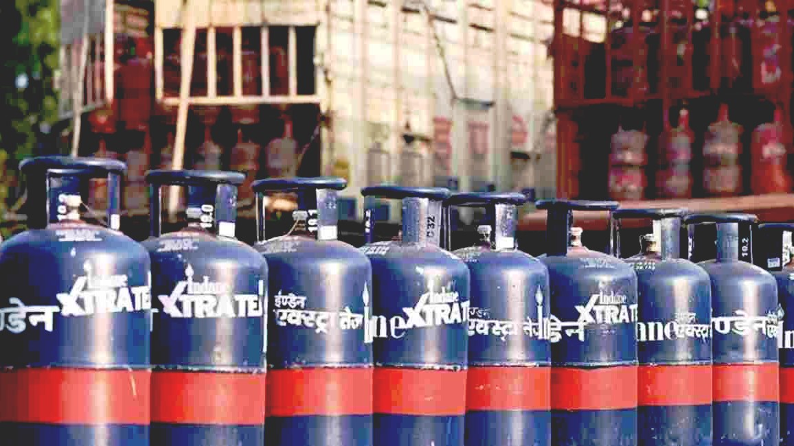 Commercial LPG cylinder price hiked by Rs 16.50