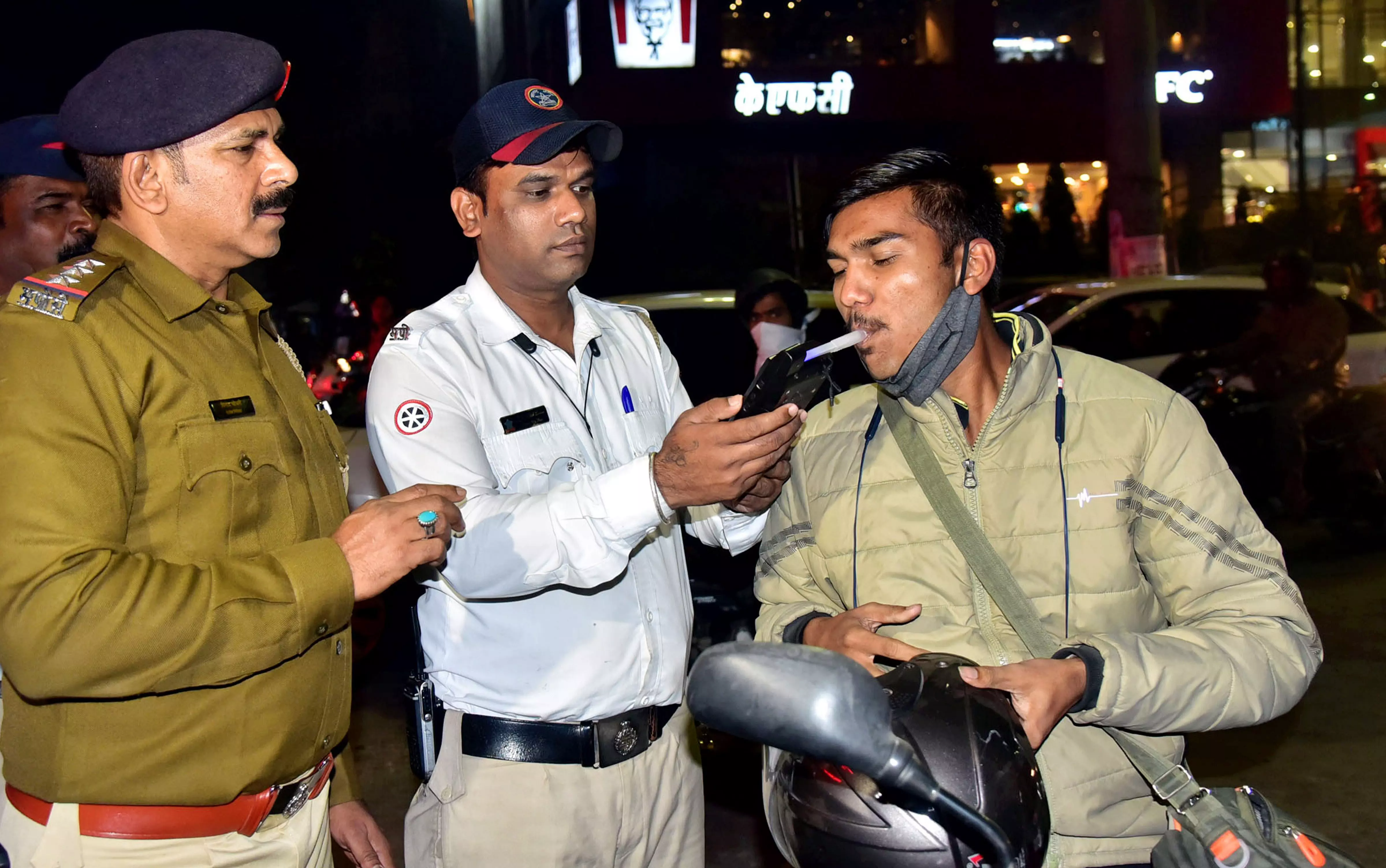 Cyberabad Traffic Police Book 172 Motorists for Drunk Driving