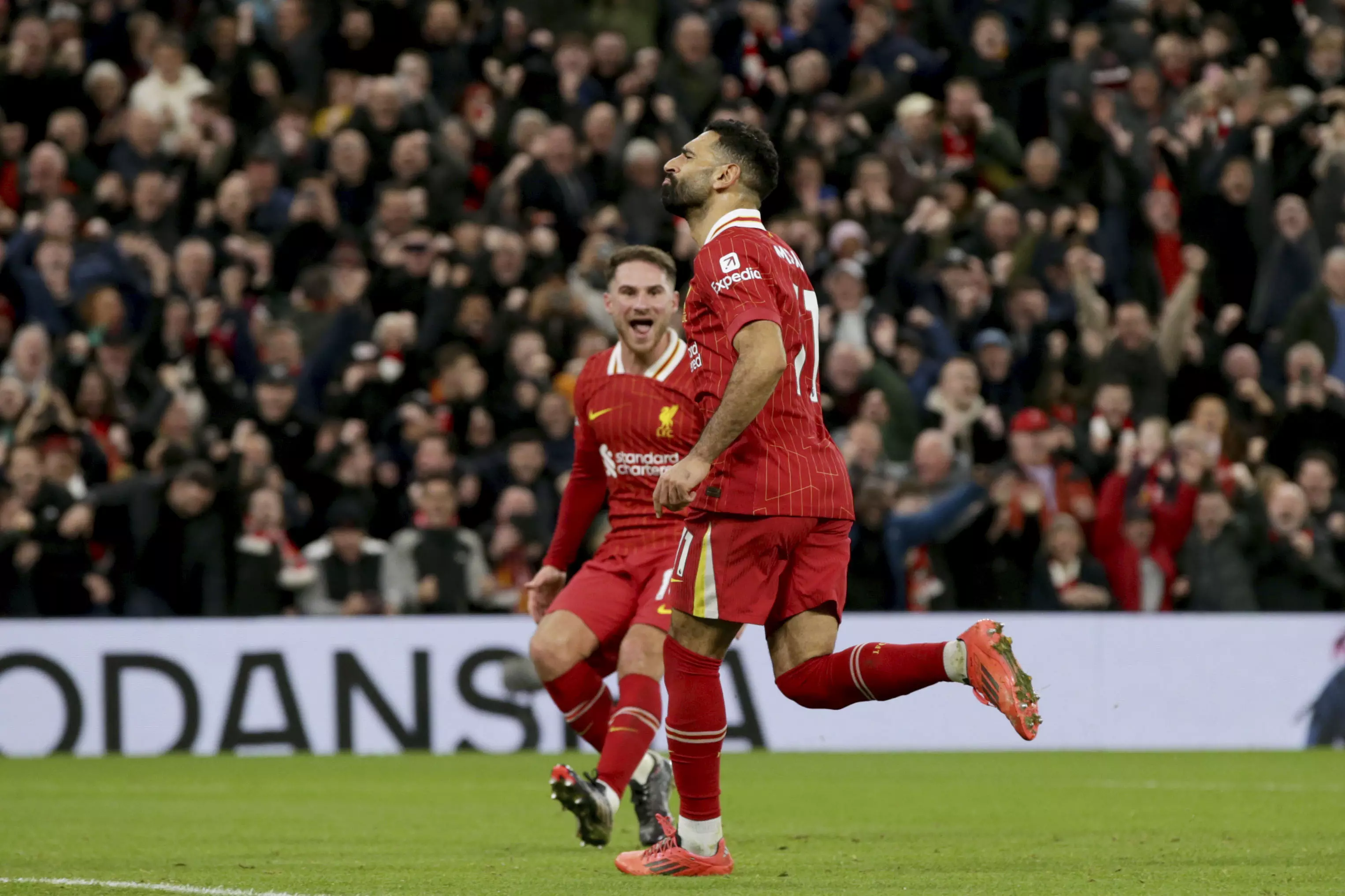 Liverpool deepen Man City crisis to extend Premier League lead