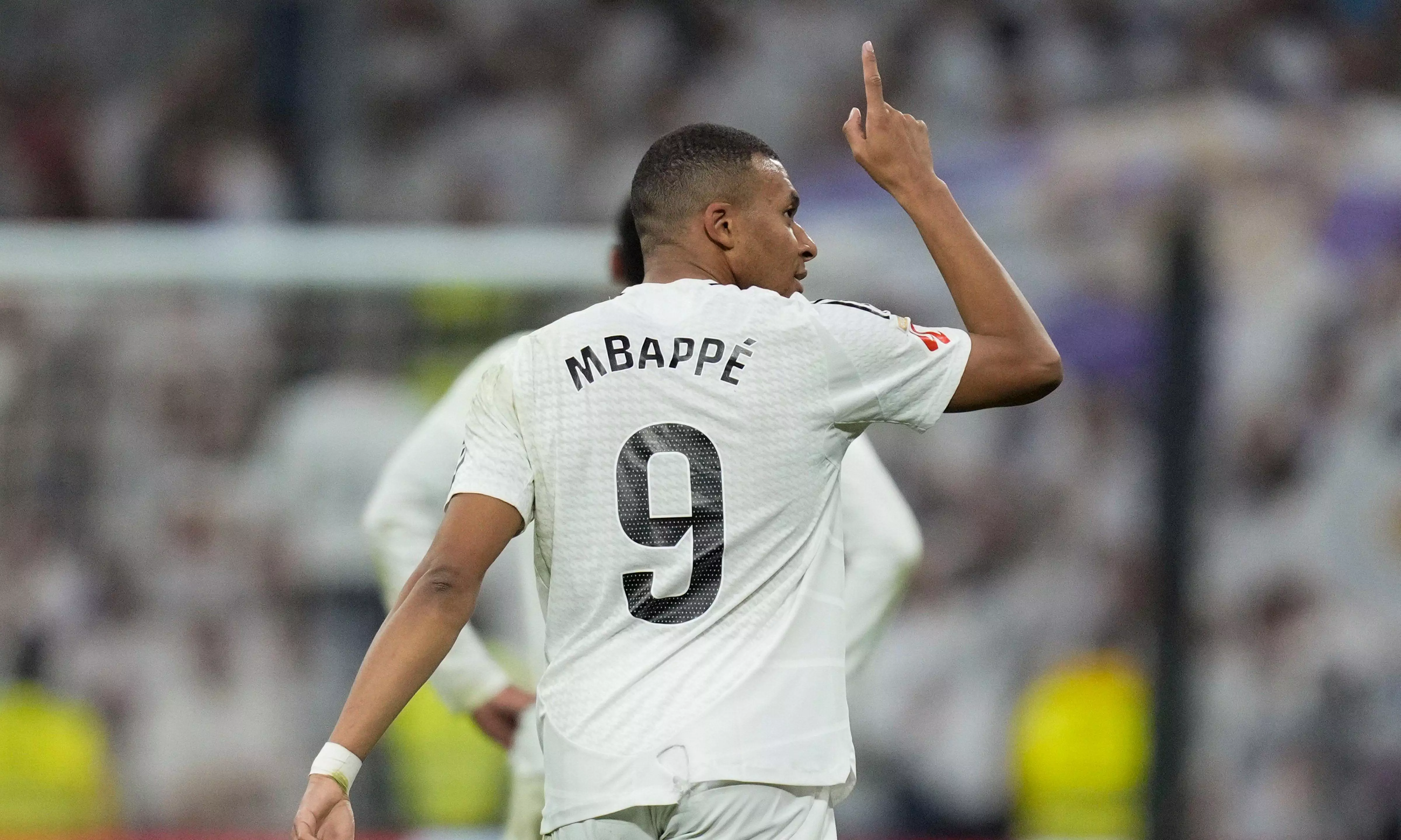 Mbappe, Bellingham respond to unhappy fans with goals in Real Madrids 2-0 win over Getafe