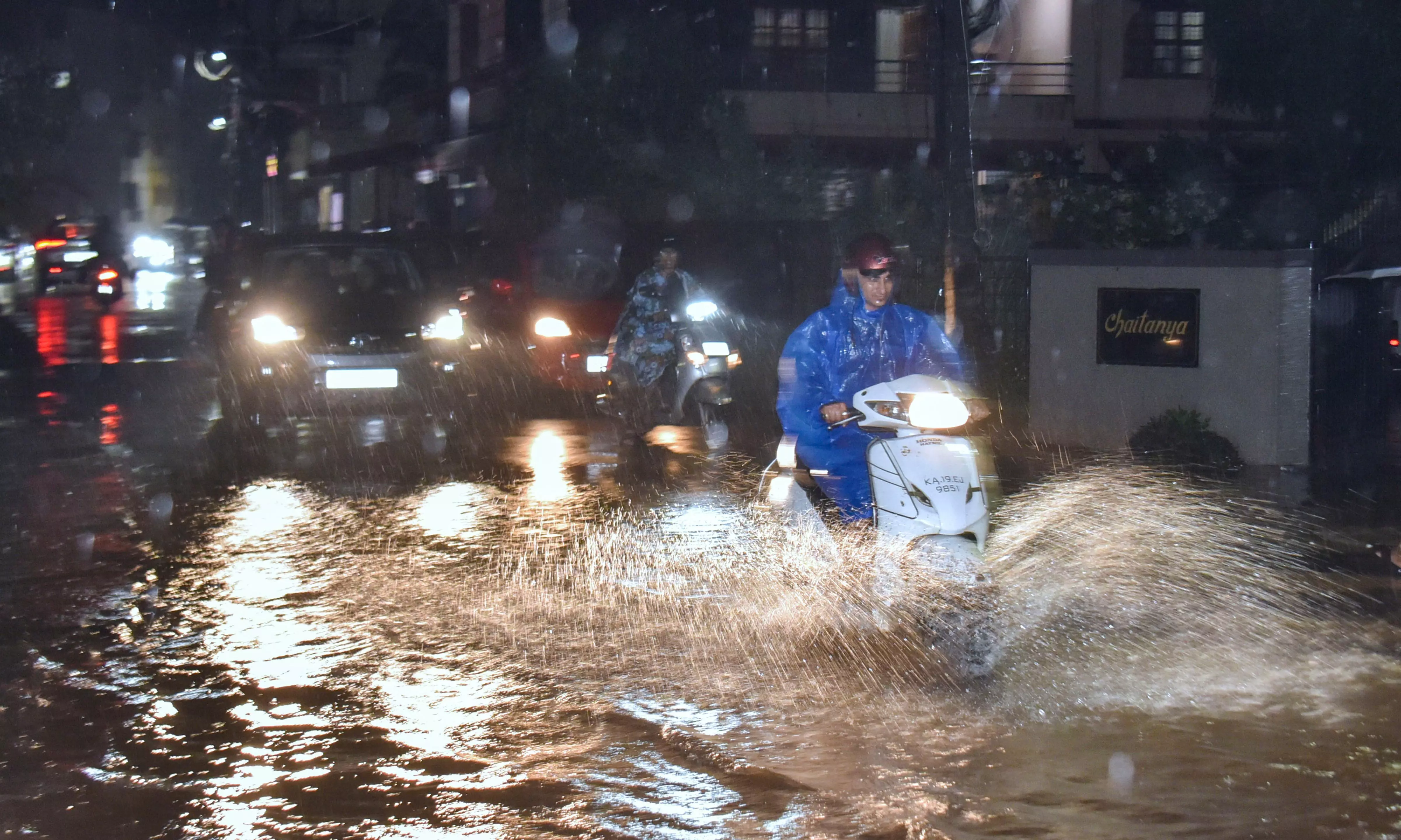 Schools, PUC Colleges Shut In Dakshina Kannada, Udupi Amid Cyclone Fengal Alert