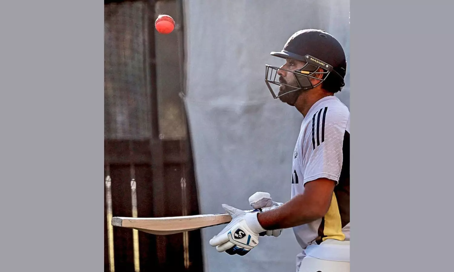 Pink ball does more than red, one has to find his own way to deal with it: Rohit