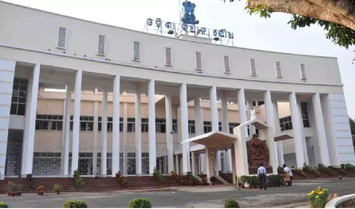 BJD disrupts Odisha Legislative Assembly over CM Majhi’s ‘job sale’ allegation