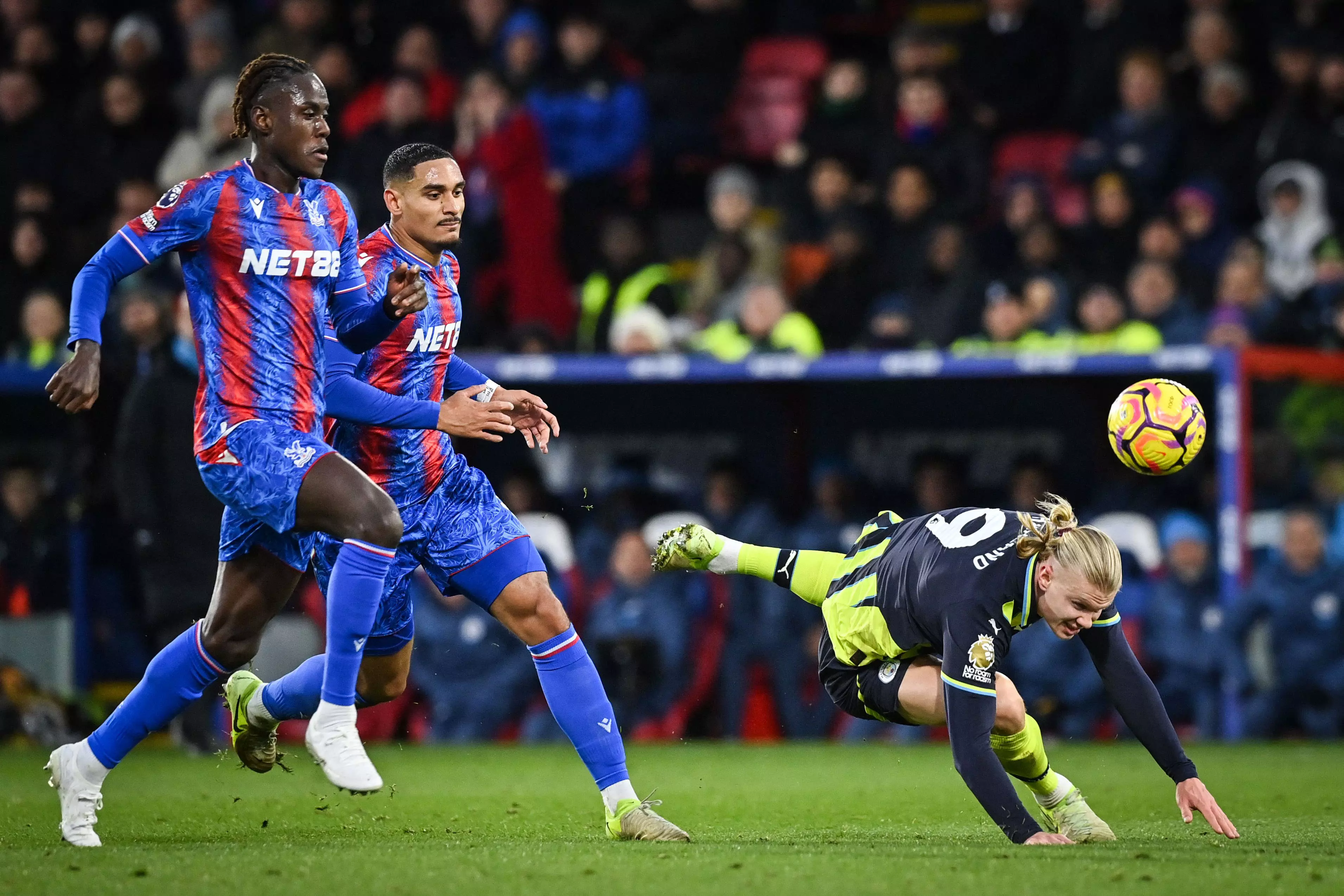 Man City drops more points after draw with Crystal Palace