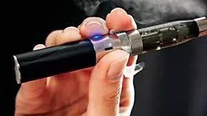 Task Force Seizes 310 E-Cigarettes, Arrests Seller in Bahadurpura