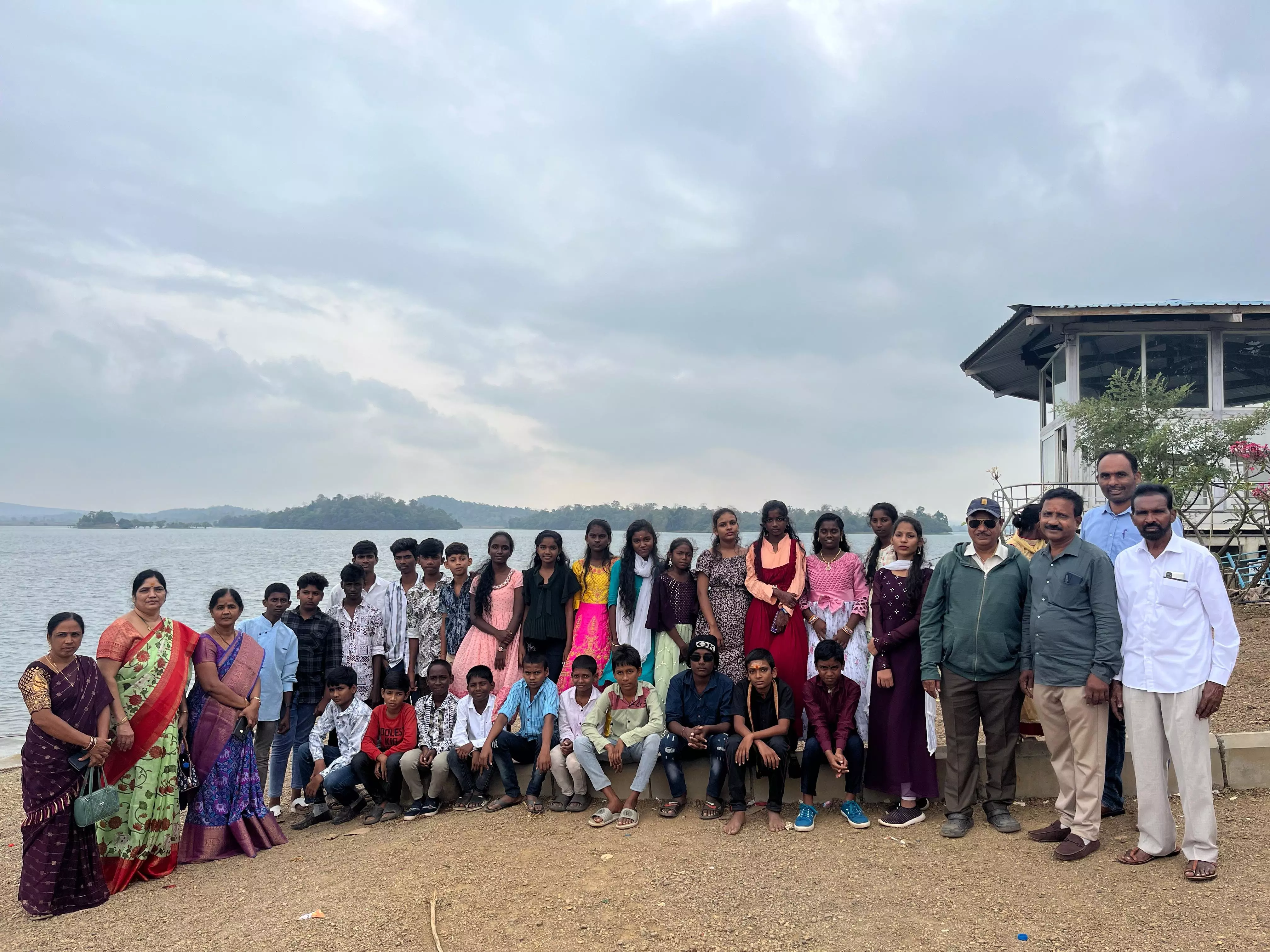 ZP Students Learn Telangana’s History at Ramappa, Laknavaram