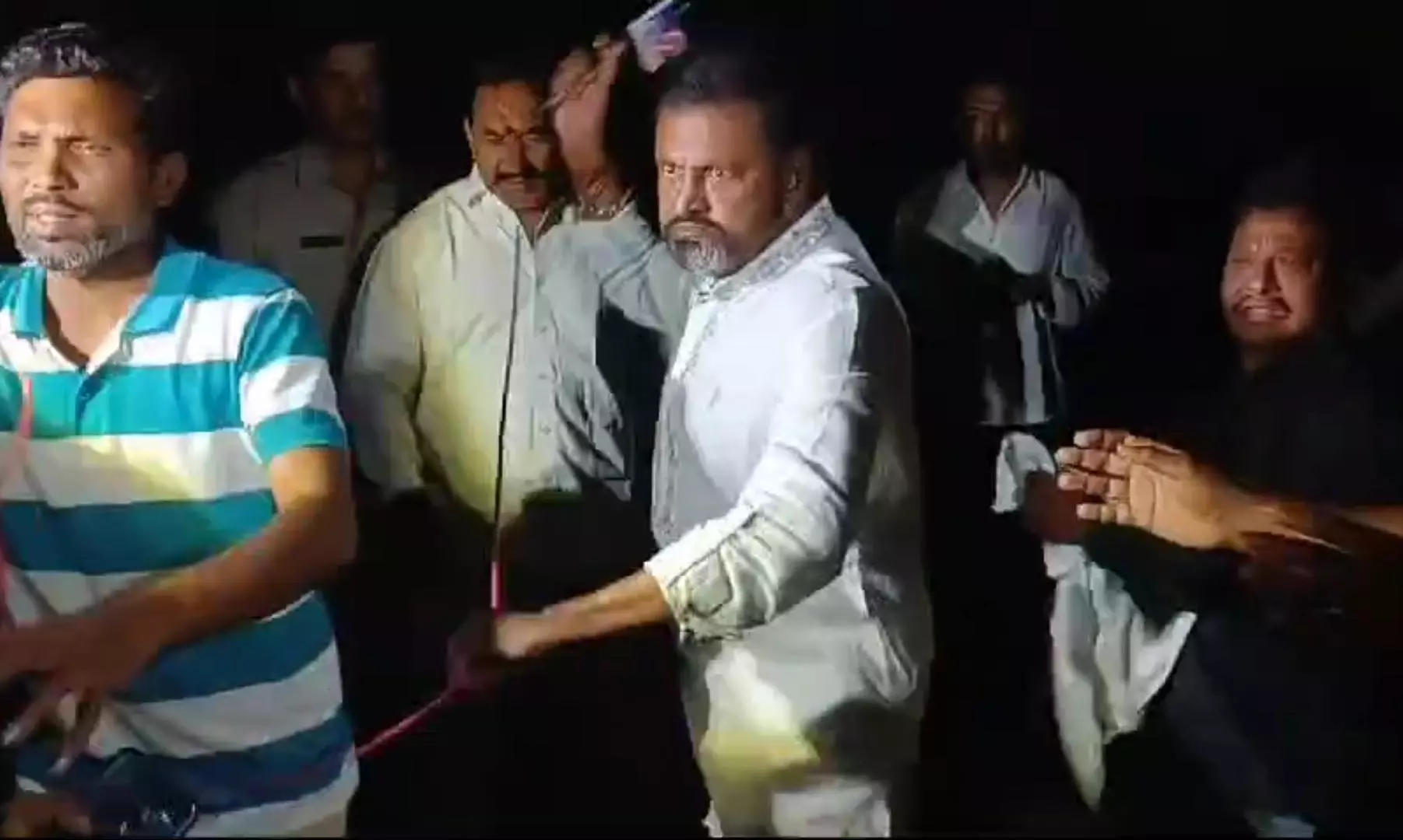 Mohan Babu Breaks Reporters Cheek Bone