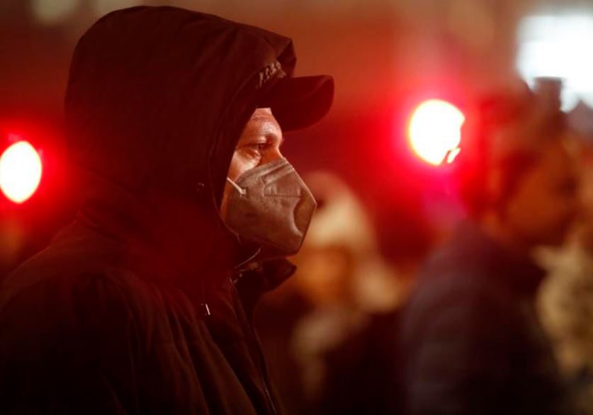 Hundreds march in North Macedonia against air pollution