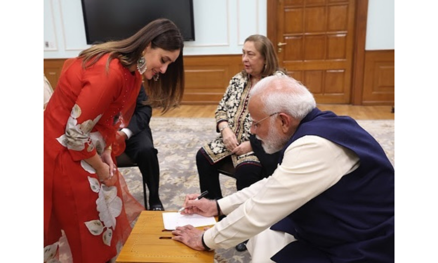 Honored to have been invited by PM to commemorate our grandfather Raj Kapoor's legacy: Kareena