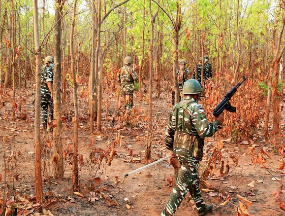 Naxalite killed in encounter, 2 jawans injured in IED blast in Chhattisgarh