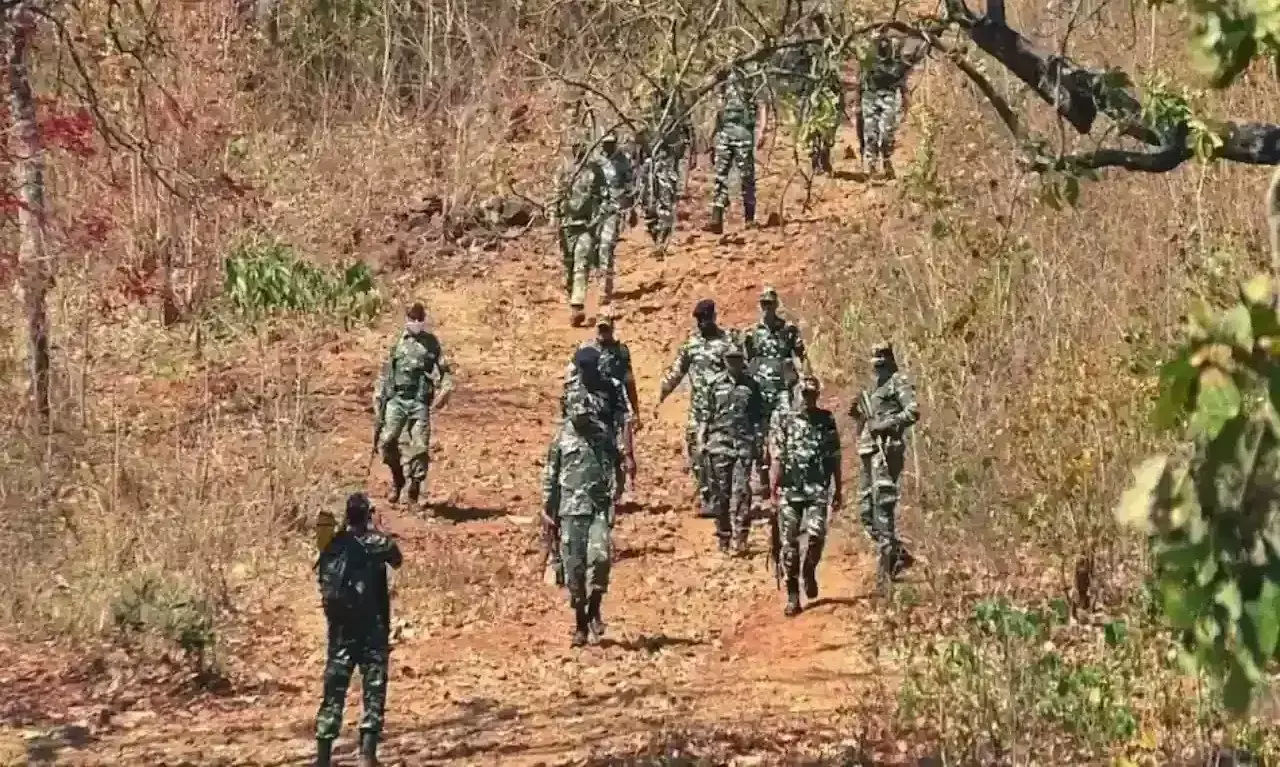 Encounter breaks out between security personnel and Naxalites in Chhattisgarhs Narayanpur