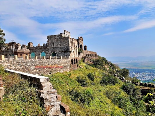 Kondapalli Fort to get facelift as tourism spot