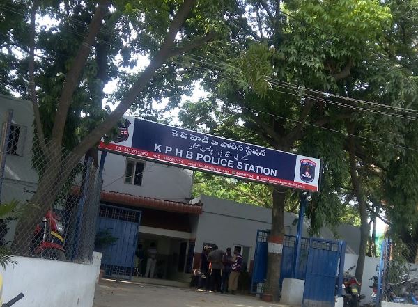 KPHB police book two for threatening, extortion