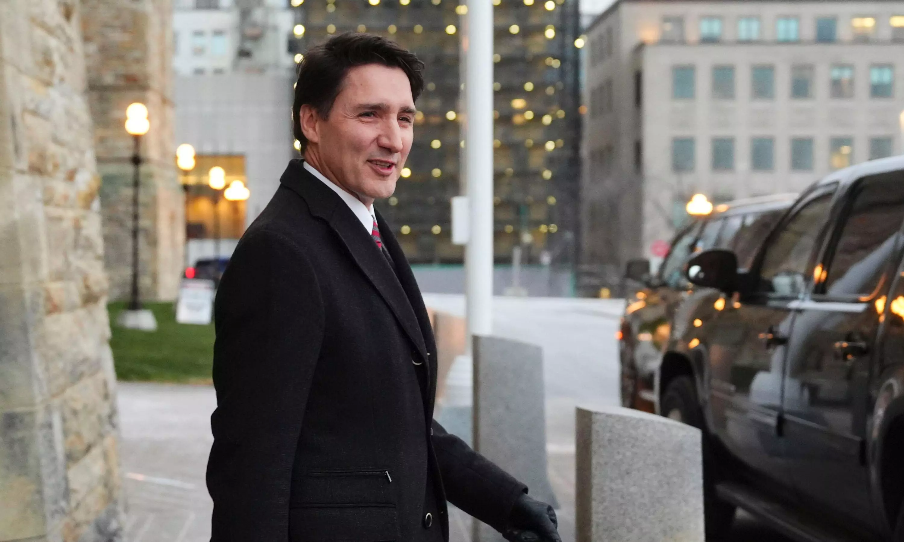 Canada: Trudeau looks set to lose power after key ally vows to topple him