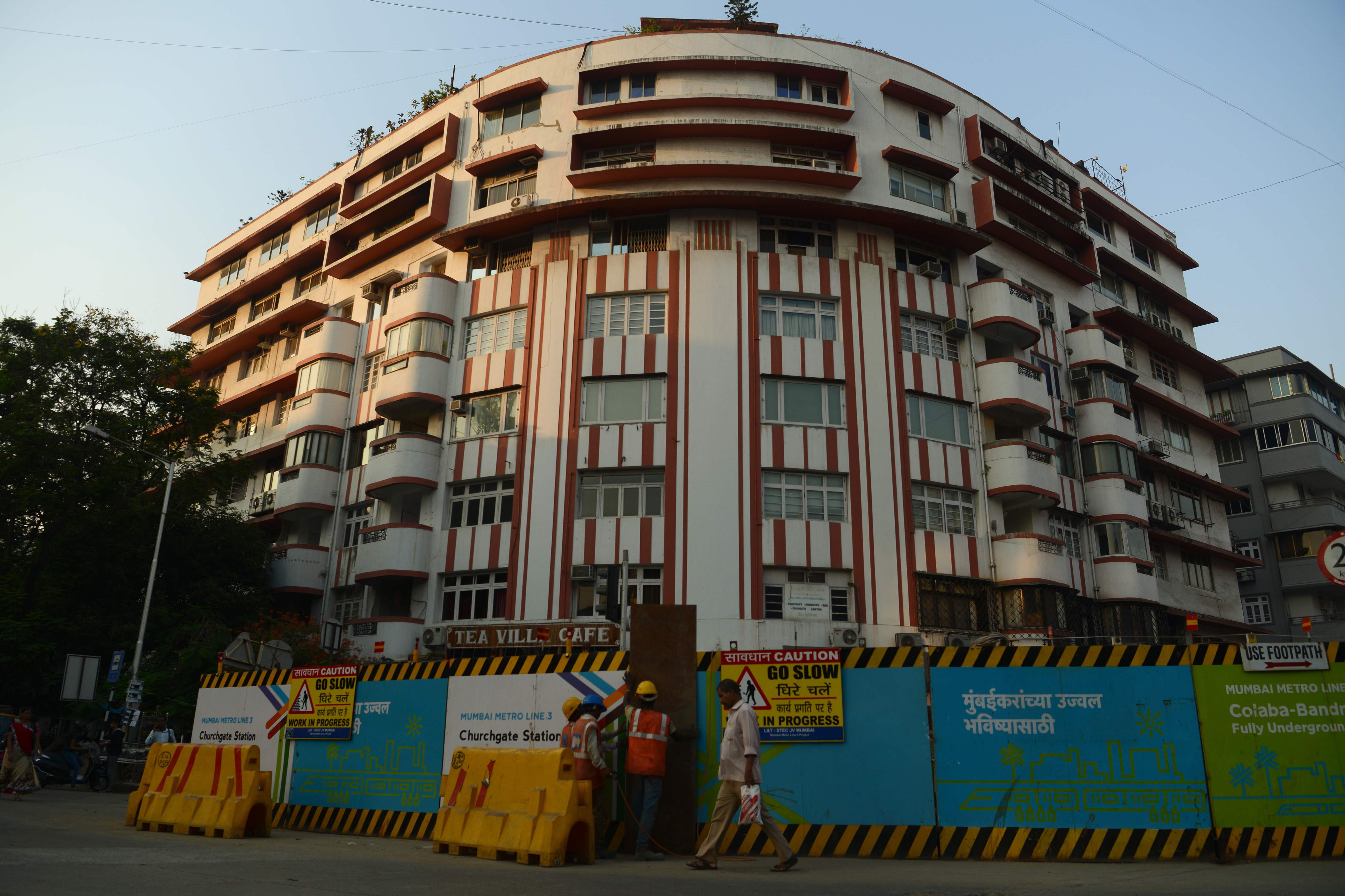 India's architecture fans guard Mumbai's Art Deco past