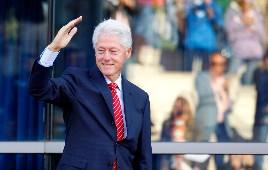 Bill Clinton hospitalised with fever